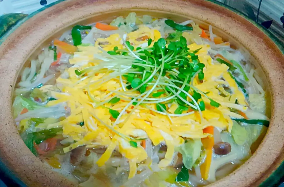 Snapdishの料理写真:寒い時はちゃんぽん鍋🍲🎵|かぴかぴさん