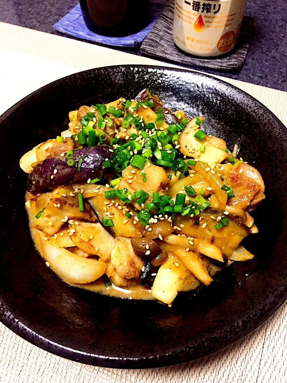 ナスと鶏の胡麻味噌炒め|ほっけまんさん