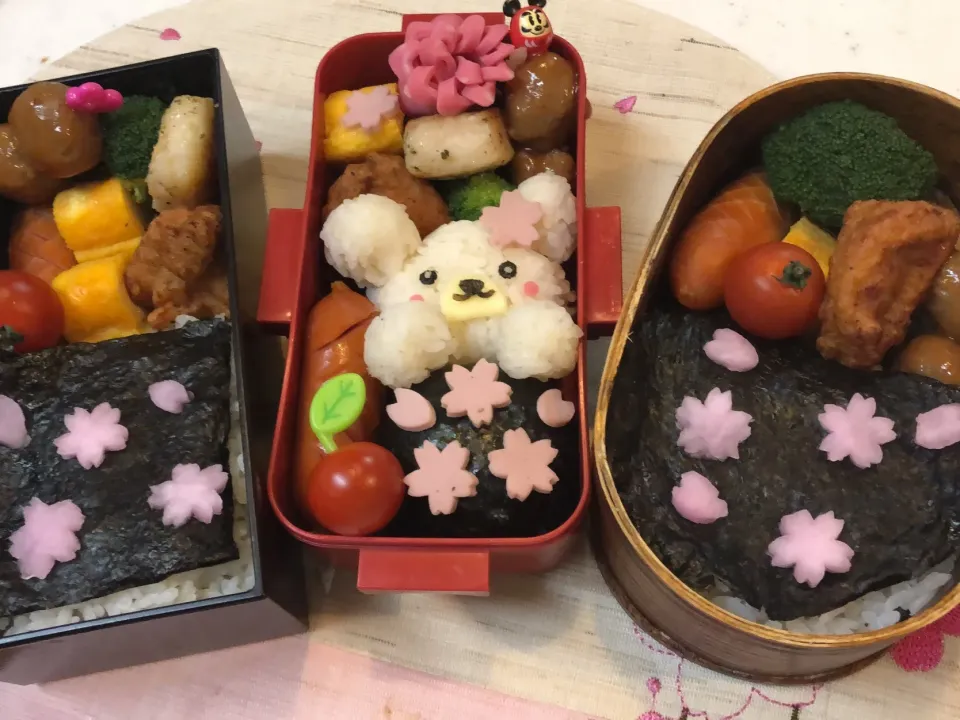 #クマさん桜🌸お握りお弁当 #桜お弁当
 #娘のお弁当  #息子のお弁当  #旦那さんお弁当|Yuki Kawasumiさん