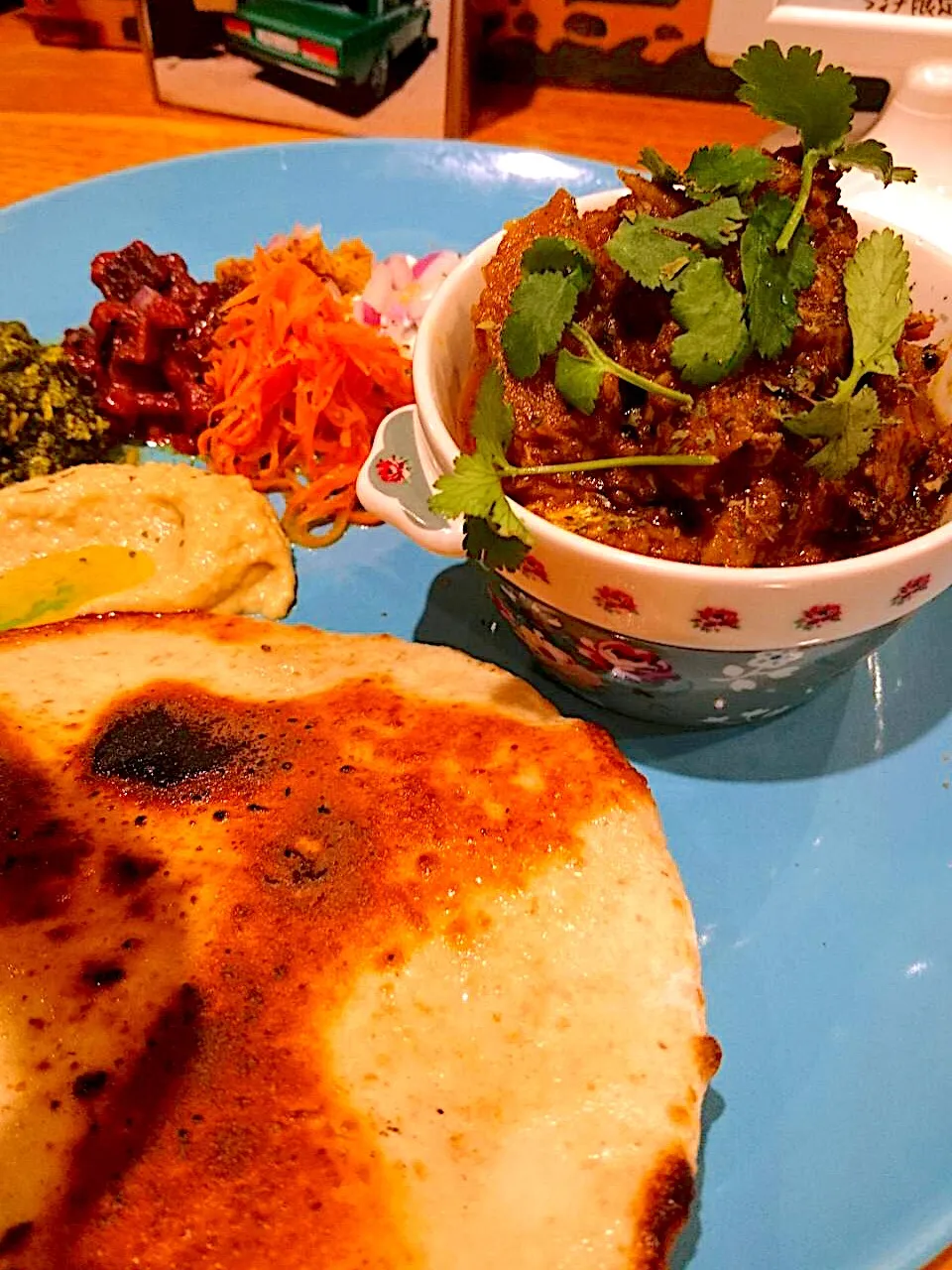 鰤とゴボウのスパイスカレープレート|抱大飯店さん