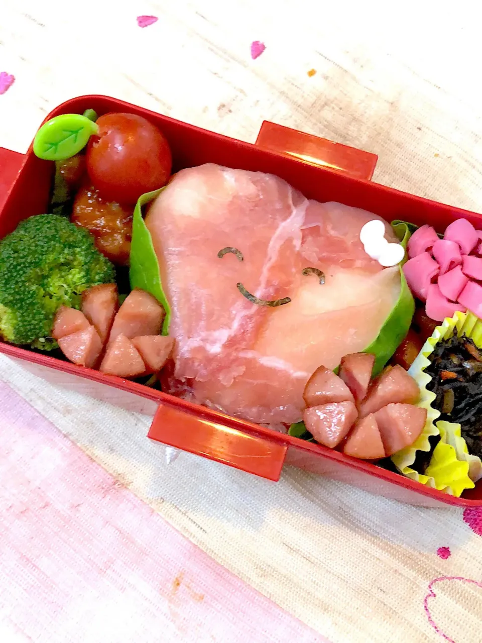 #ハートお弁当#愛情お弁当 #娘のお弁当|Yuki Kawasumiさん