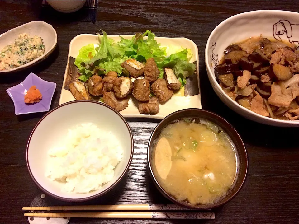 2018/2/5夜ご飯☺︎
#カツオの腹側唐揚げ #お味噌汁 #豆腐の白和え  #ゆずめんたい #ナスと豚肉のみぞれ炒め|かなさん