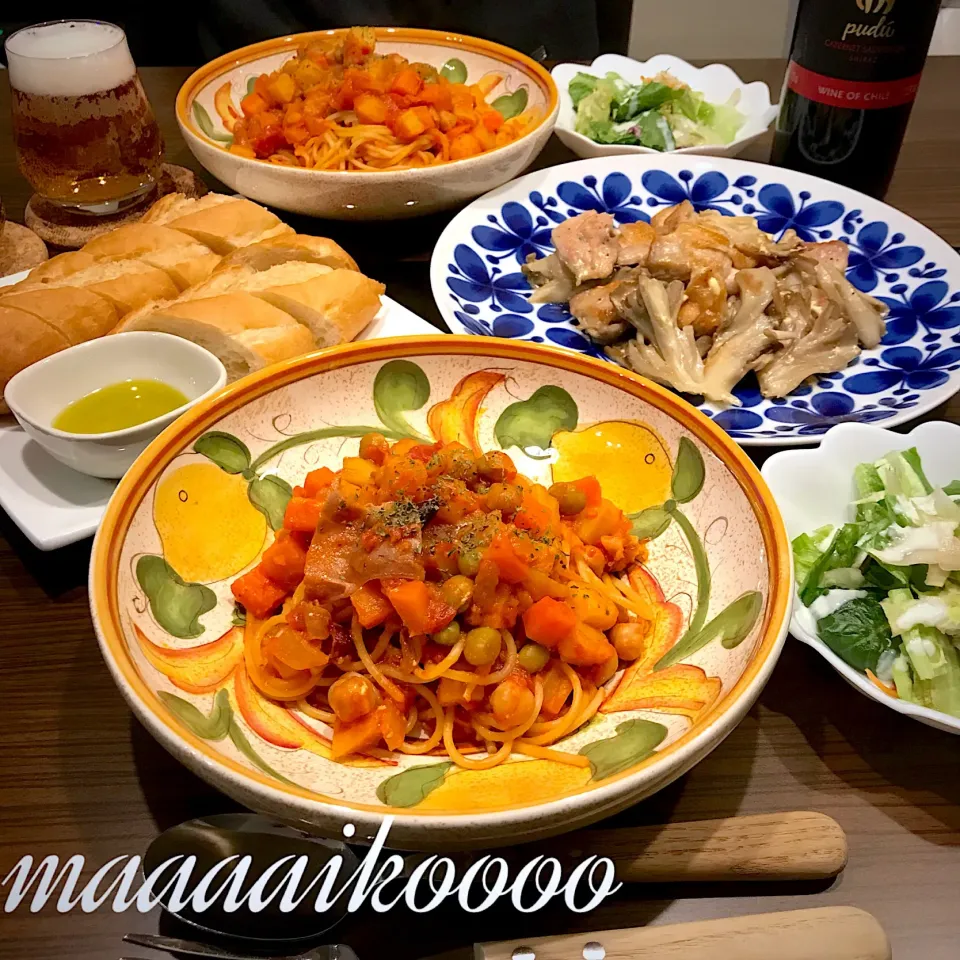 ミネストローネリメイクパスタ🍝鶏肉と舞茸の糀甘酒マヨ焼き🐓バゲット🥖サラダ🥗|マイコさん