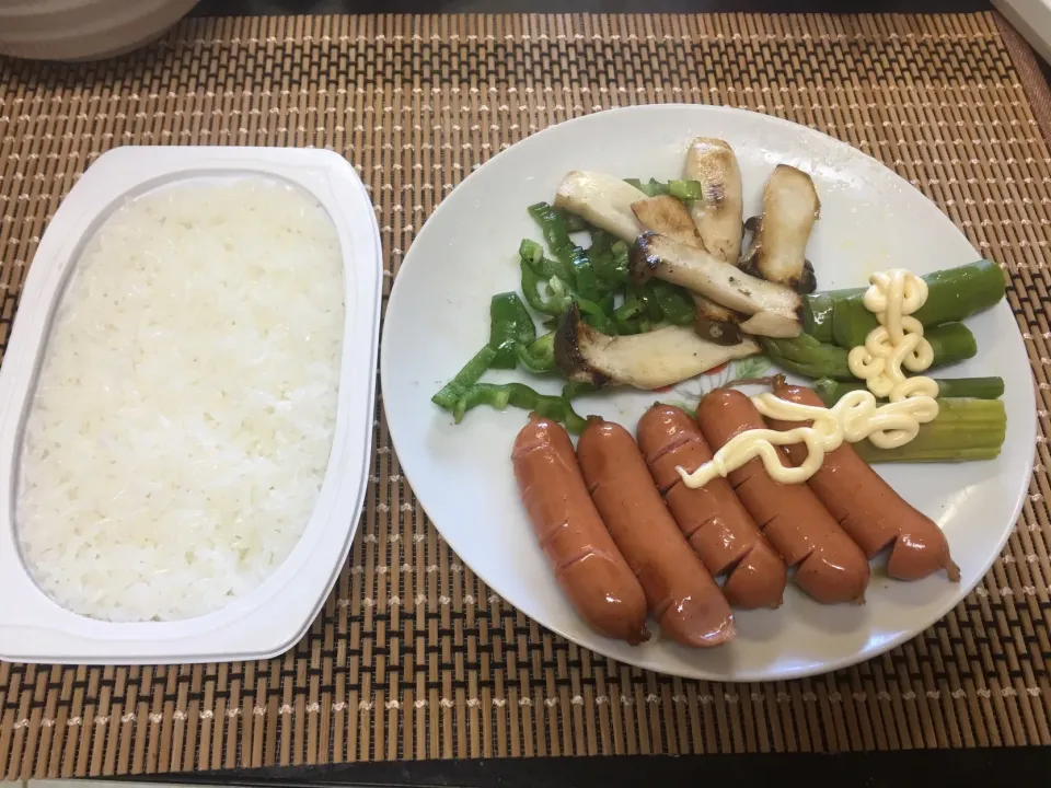 #今日の昼ごはん|畑田 成治さん