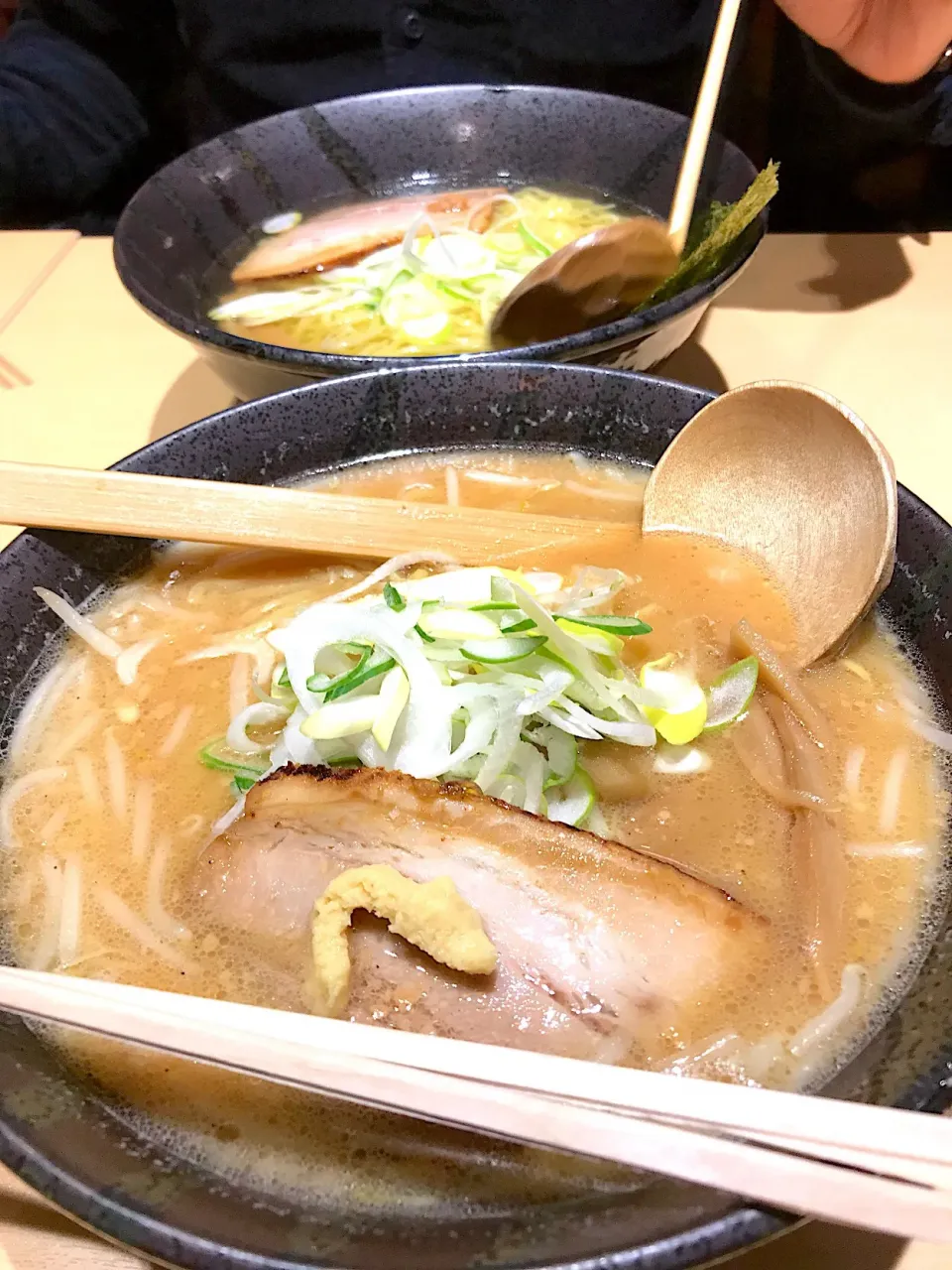 北海道らぁめん 伝丸の 濃厚味噌ラーメン、シュトママ大盛り❣️|シュトママさん