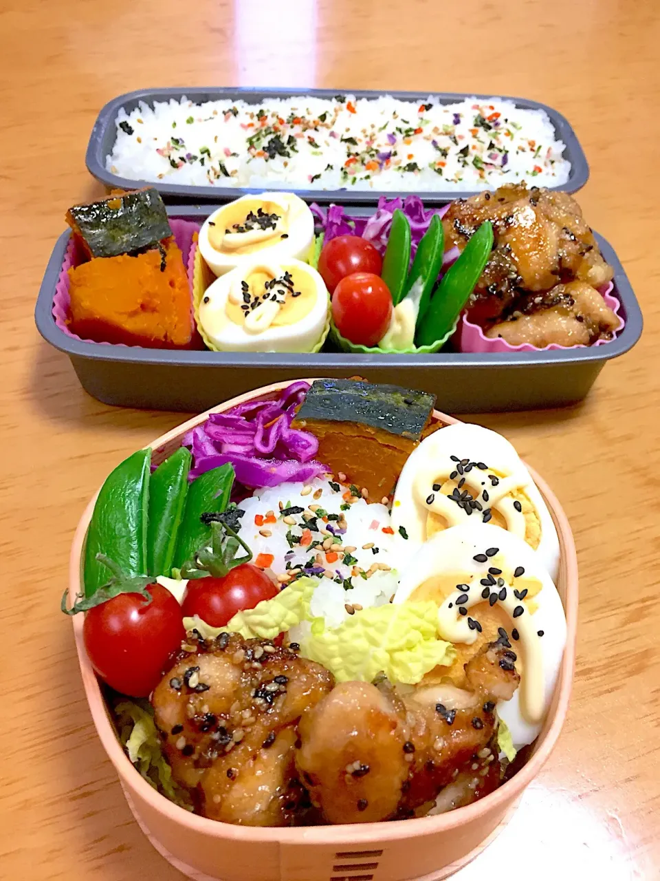 Snapdishの料理写真:親子お弁当⁽⁽ ◟(∗ ˊદ` ∗)◞ ⁾⁾❤️
 #野菜弁当  #曲げわっぱ  #お弁当 
#鶏肉の甘酢焼き|ふみぃさん