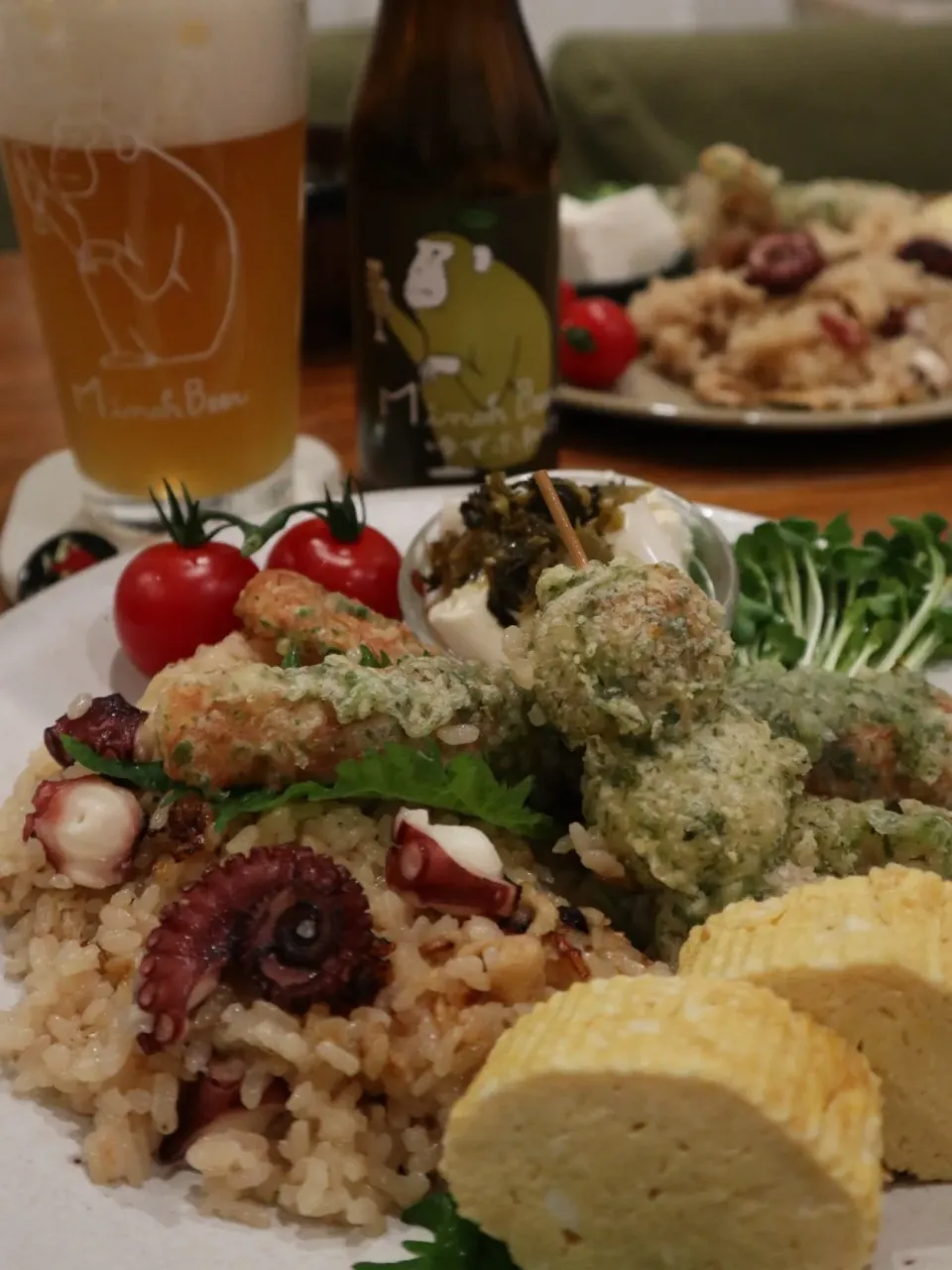 Snapdishの料理写真:タコ飯とちくわの磯辺揚げワンプレートごはん😋|なかじー。さん