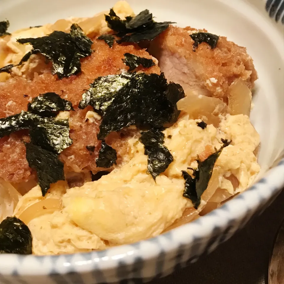 Snapdishの料理写真:ヒレカツ丼|麻紀子さん