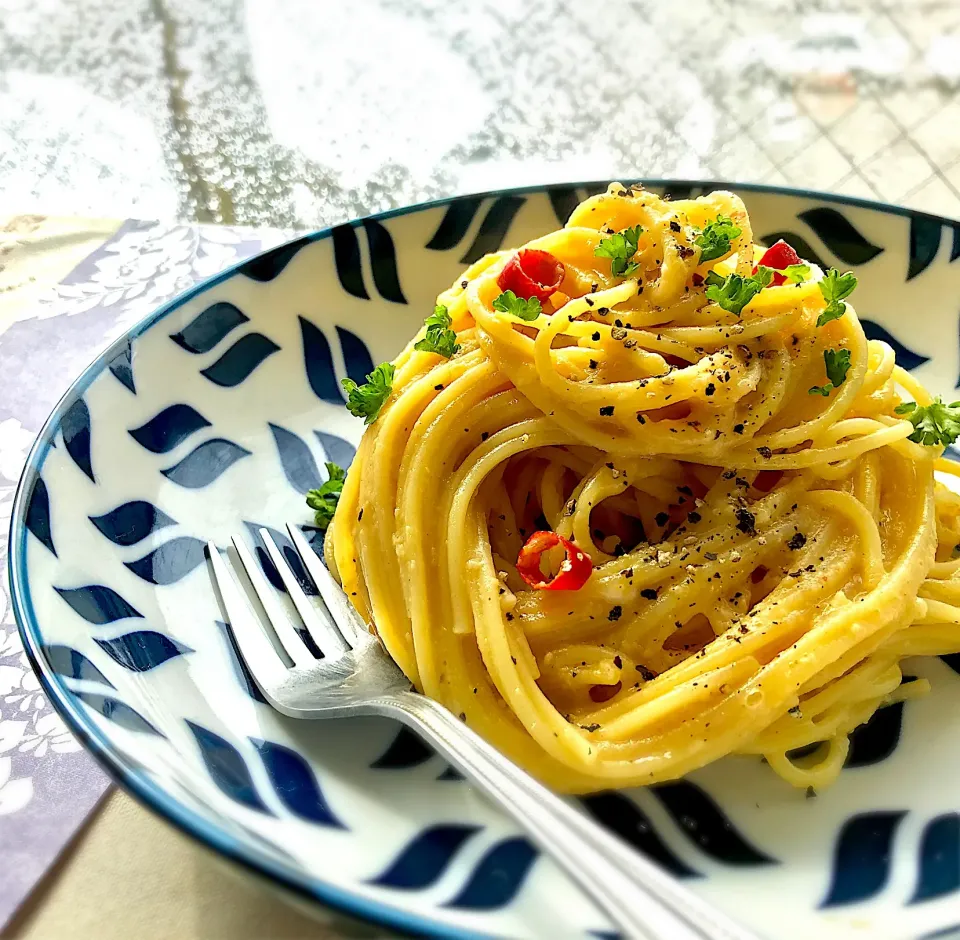 昼ごはん  ぺぺたま、なるもの🍝|砂雪さん