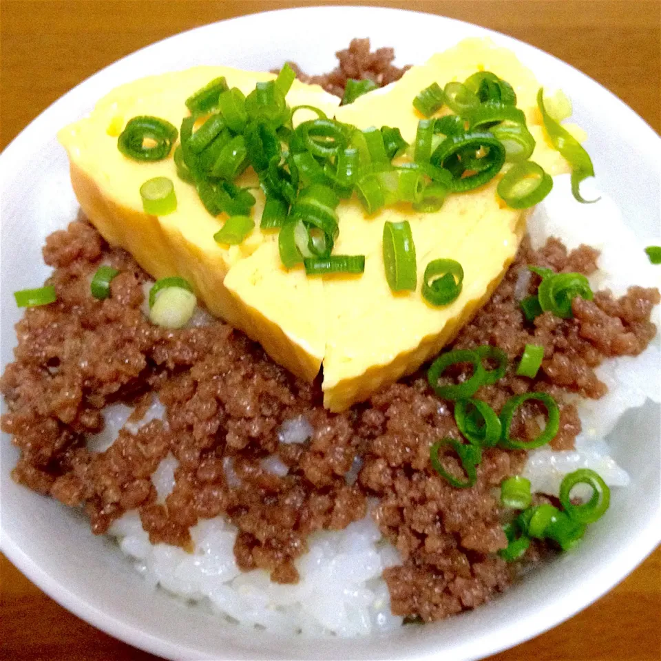 3色そぼろご飯❤️🍚玉子ハート💛#そぼろ煮 #常備おかず #お弁当 #ご飯のお供|まいりさん