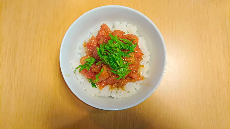 マグロのぶつ切りごま漬け丼|こたろーさん