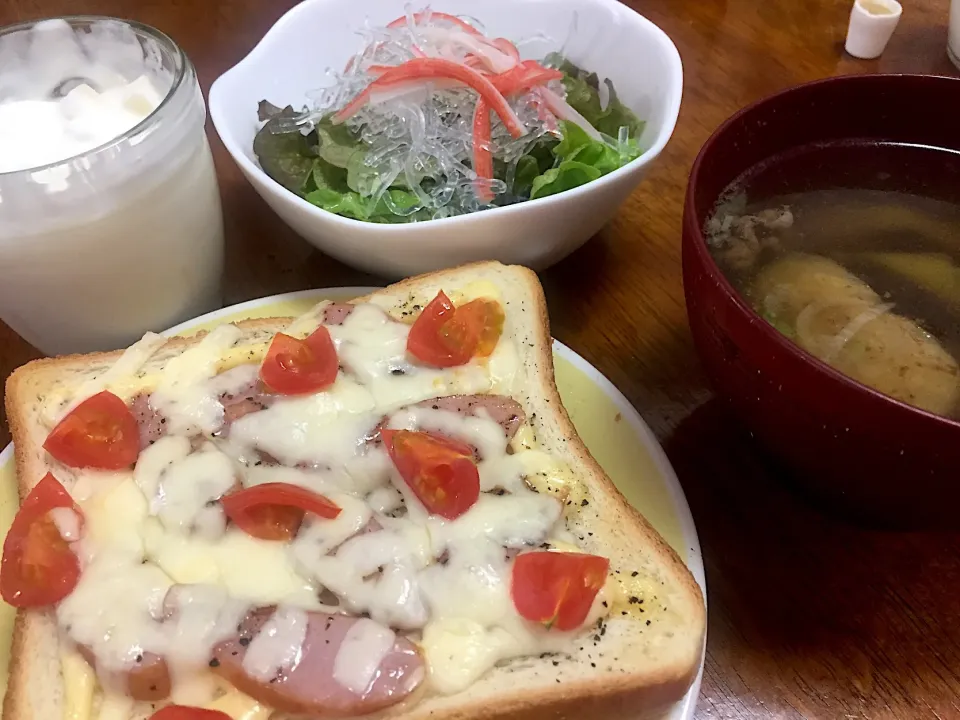2月11日朝ごはん ウィンマヨチートーストとか|さんだーさん