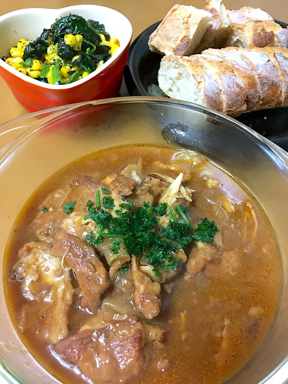 鶏胸肉の赤ワイン煮込みで晩御飯(∗ ❛ั ᵕ ❛ั )੭່Խ✦*∘|さくたえさん