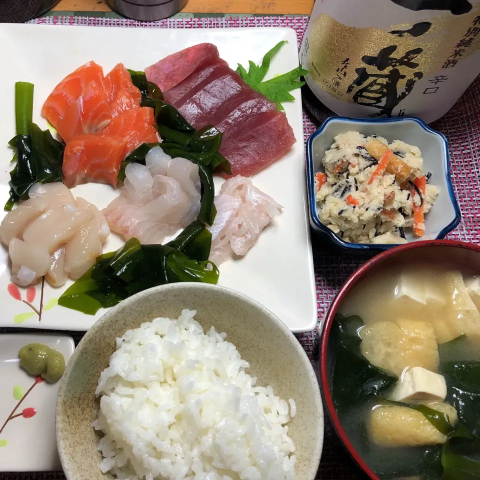 日本酒で和食でーす🍶|Asa Eiさん