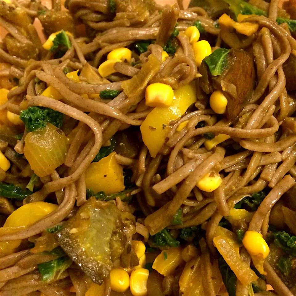 Soba noodles with veggies|MissYumYumさん