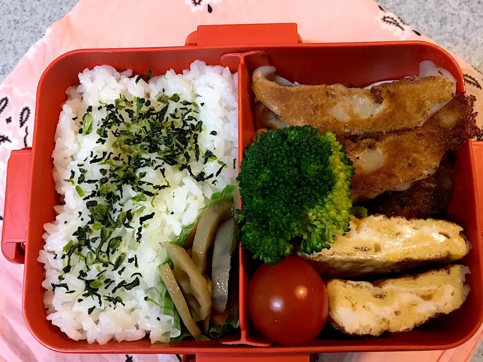 ♫2/12今日のお弁当♫〜餃子、だし巻き卵、きんぴら、ブロッコリー、トマト〜|Satokoさん