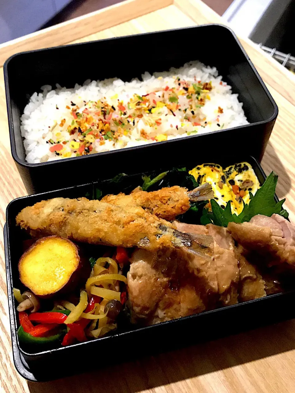 鰯フライと鶏肉弁当|二キィさん