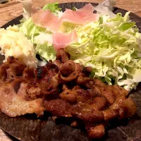 Snapdishの料理写真:豚肩ロースの生姜焼き|shizuyoさん