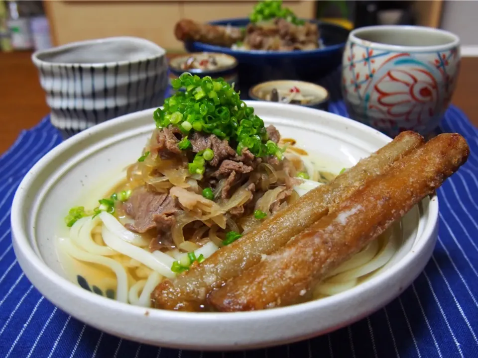 ・肉うどん 
・ごぼうの唐揚げ|ふみよさん