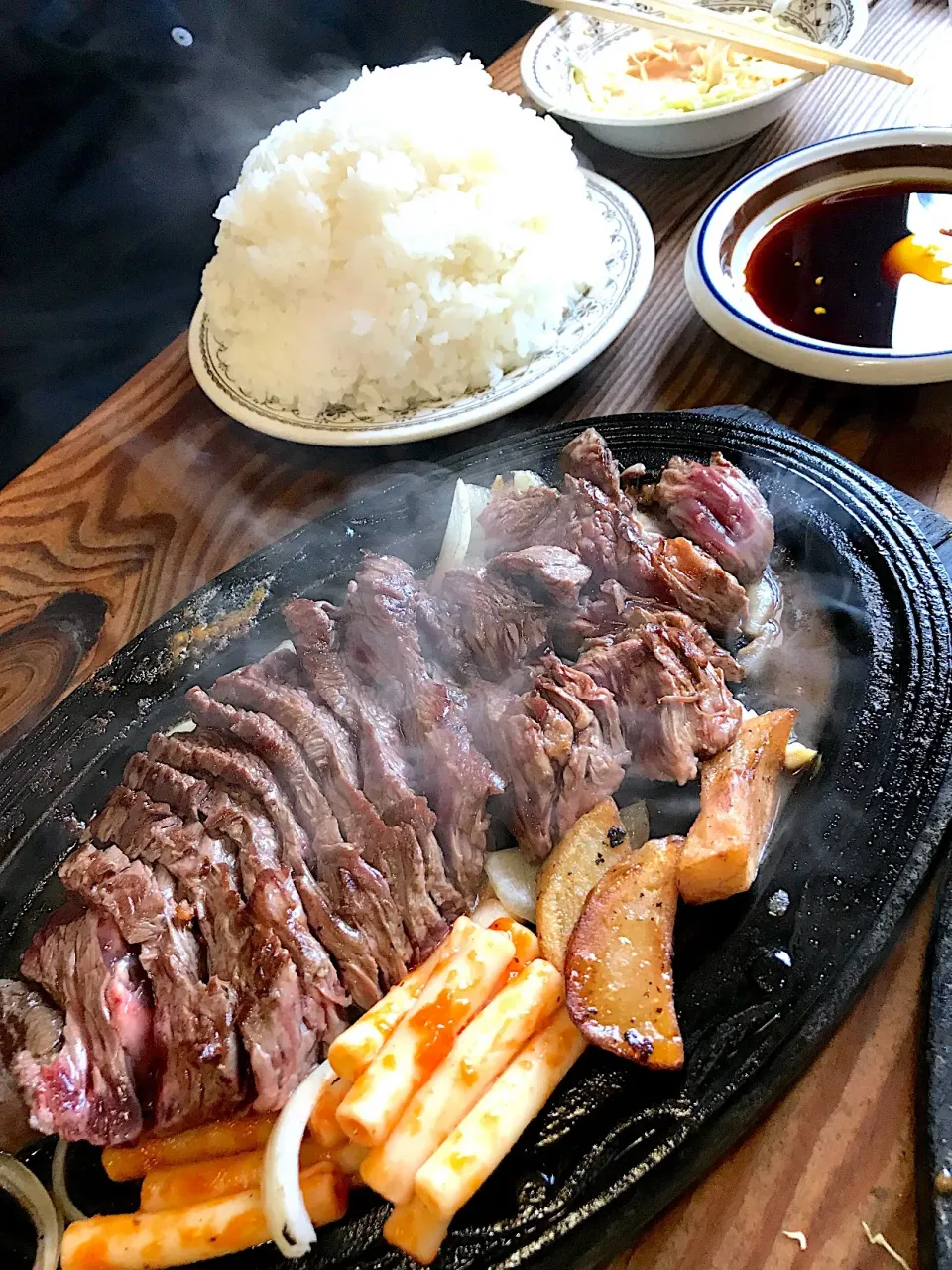 Snapdishの料理写真:テンダーロインステーキ350g|こうへいさん