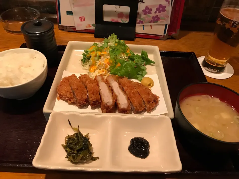 豚ロースかつ定食|手品先輩さん