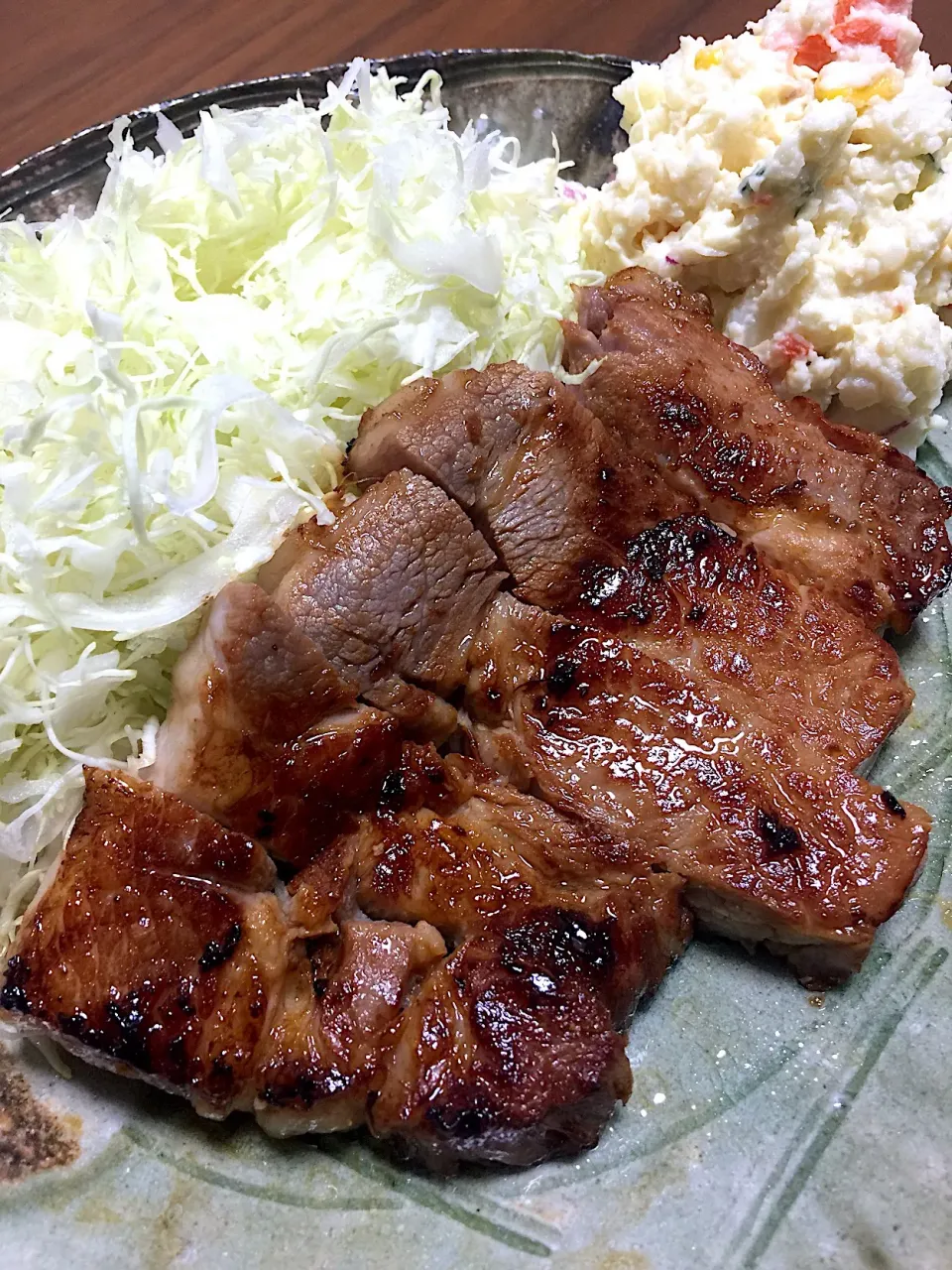 厚切り豚ロースの生姜焼き🐖|ラックさん