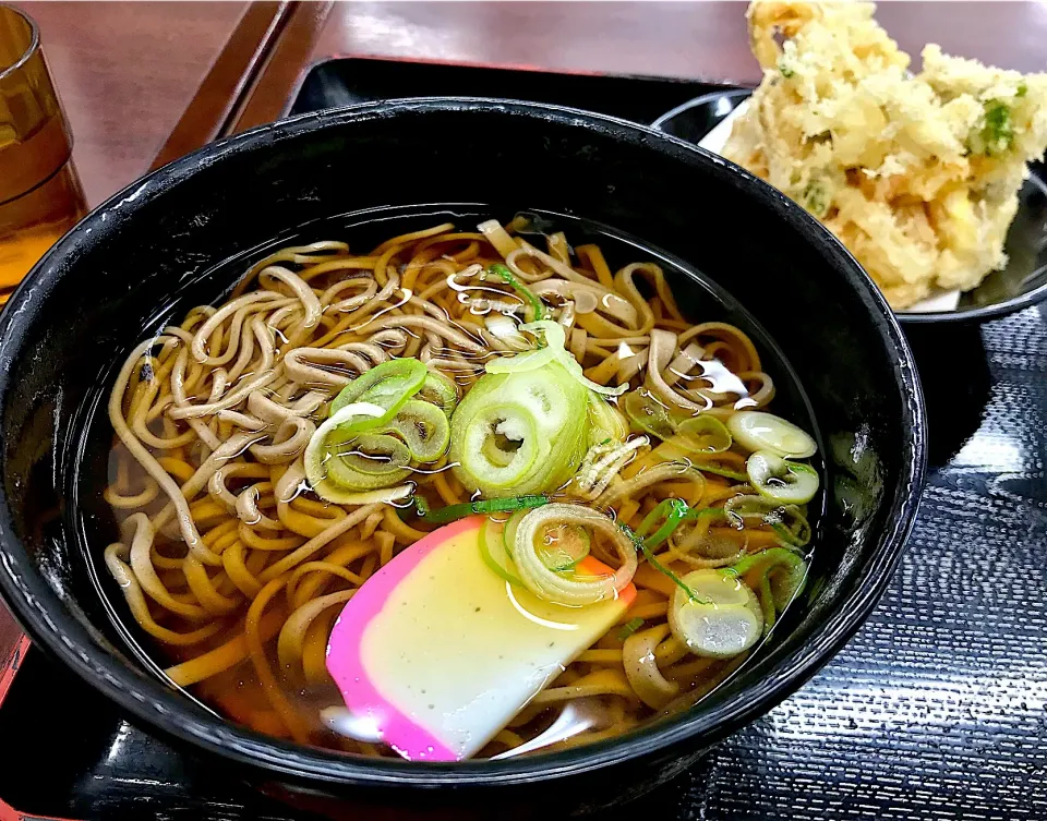 昼ごはん  季節のかき揚げ天そば|砂雪さん