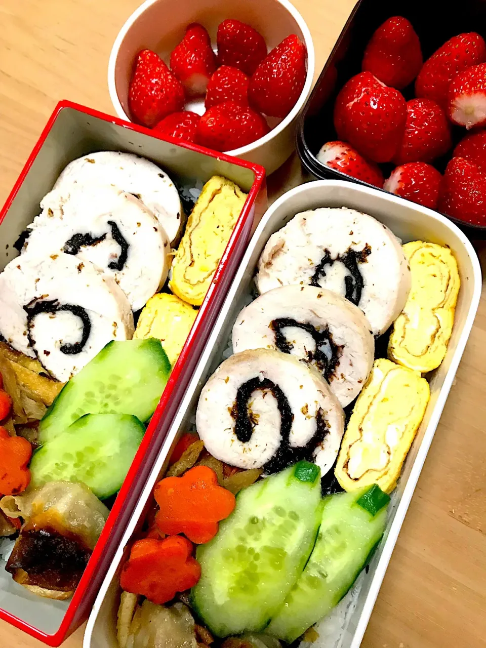 JKとJCの鶏ハムときんぴら弁当
#鶏ハム|mamacatさん