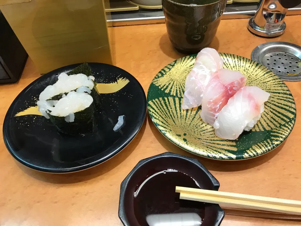 Snapdishの料理写真:白えびと白身三貫|ZekeSe7enさん