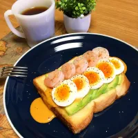 Snapdishの料理写真:リッチオープンサンド🍴|sanpo318さん