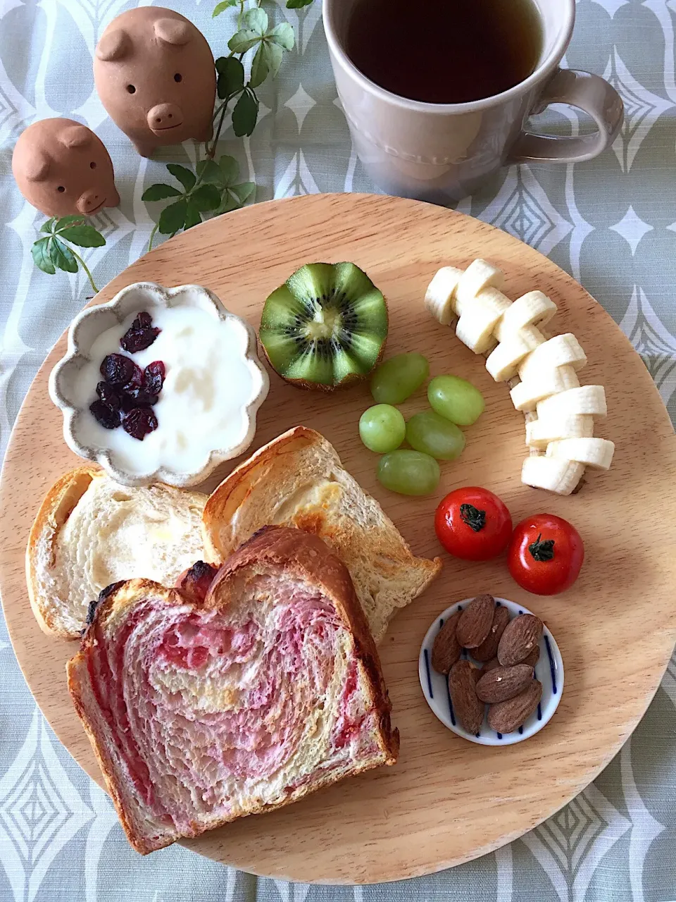 Snapdishの料理写真:本日の朝ごはん☺︎|むーさん