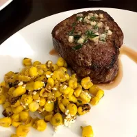 Snapdishの料理写真:Filet mignon with garlic herb butter and charred corn|Alice Tang Lewinさん