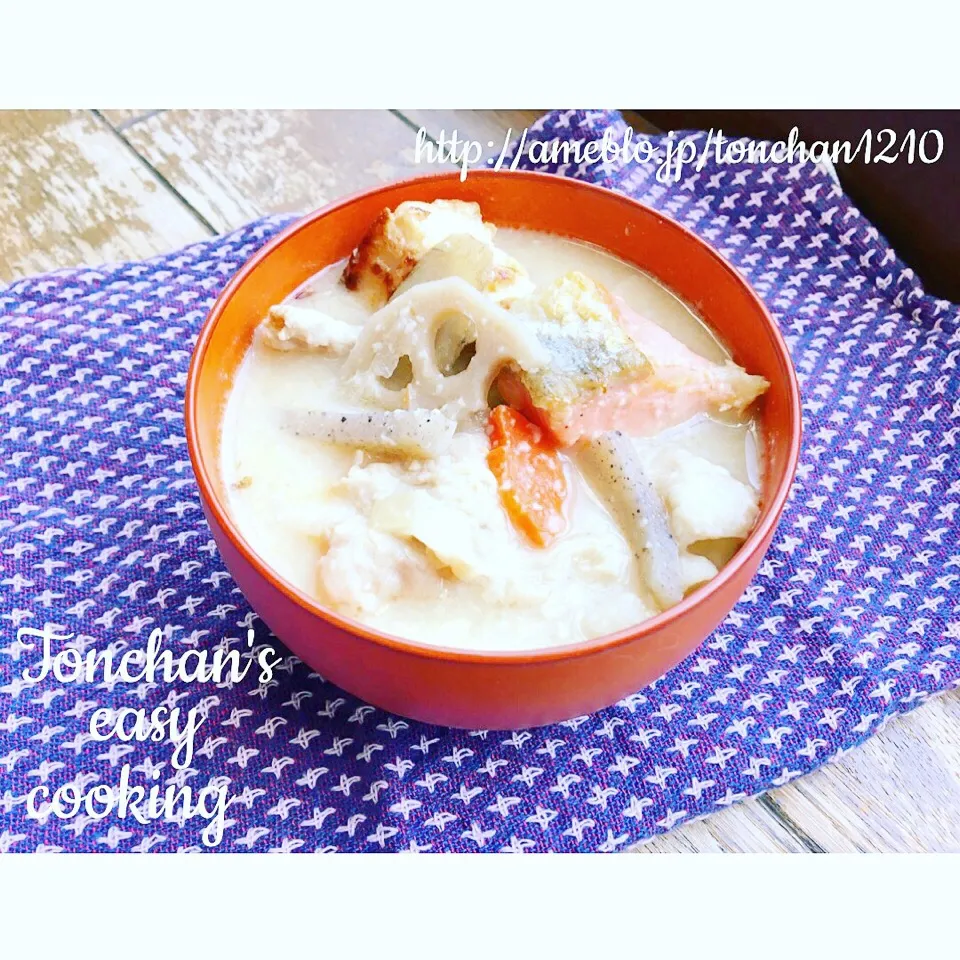 【簡単】豚汁からのリメイクが美味しい！わが家の粕汁 | Tonchan's easy cooking

 #おうちカフェ  #カフェ  #簡単レシピ  #簡単  #簡単料理  #かんたん  #簡単おうちカフェ  #リメイク  #リメイク料理  #簡単ランチ  #豚汁  #粕汁|tonchanさん