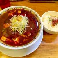 Snapdishの料理写真:辛っとろ麻婆麺 追い飯セット
レベル1 中辛
@辛っとろ麻婆麺 赤ずきん