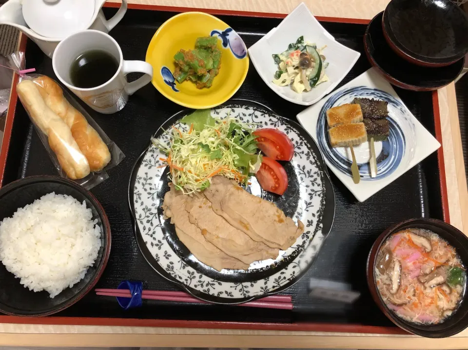 Snapdishの料理写真:入院2日目夜ごはん|どどさん