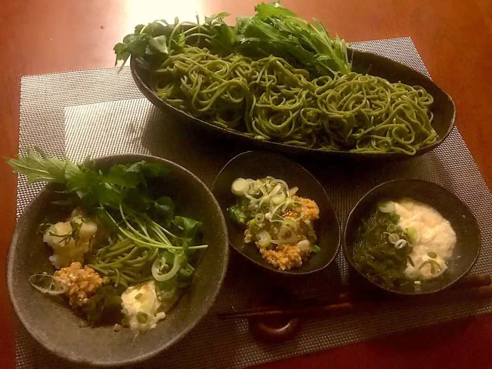 Green Tea Buckwheat of yamato sticky yam,natto,grated radish&harb🌿ねばx2&さっぱり薬味茶蕎麦|🌈Ami🍻さん