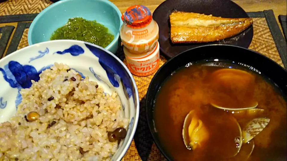 鯖みりん干し＆めかぶ＆あさりの味噌汁|まぐろさん