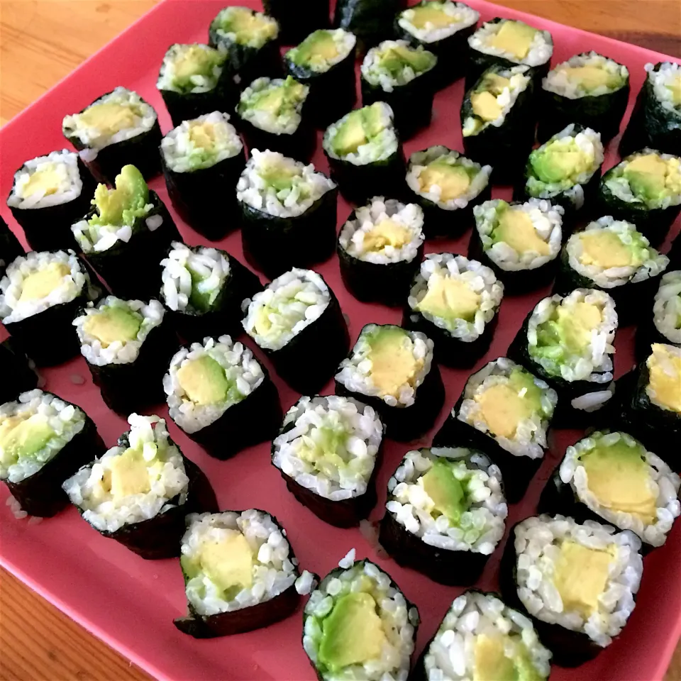 Avocado sushi 🍣|MissYumYumさん