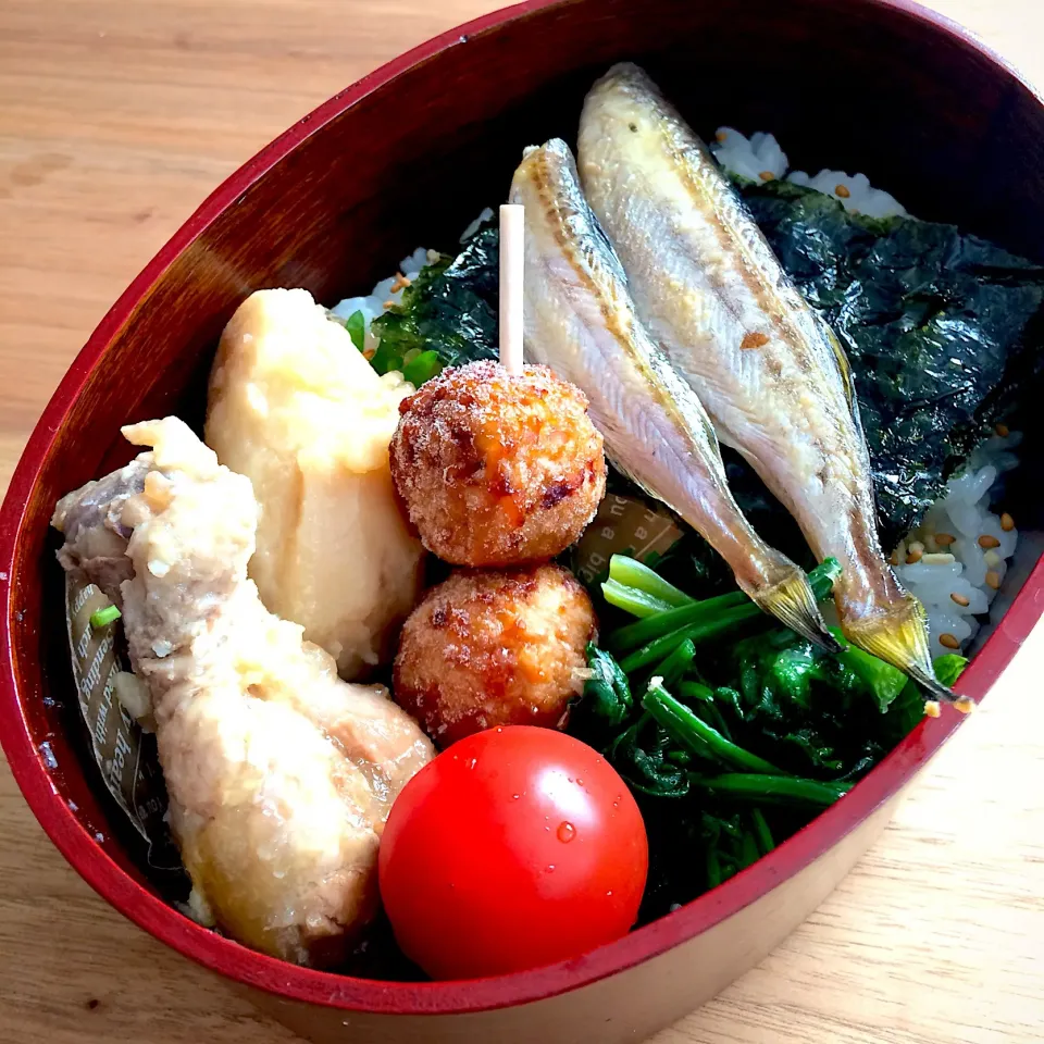 お弁当：はたはた干物/鶏肉の煮物/ほうれん草の和え物|ゆうこさん