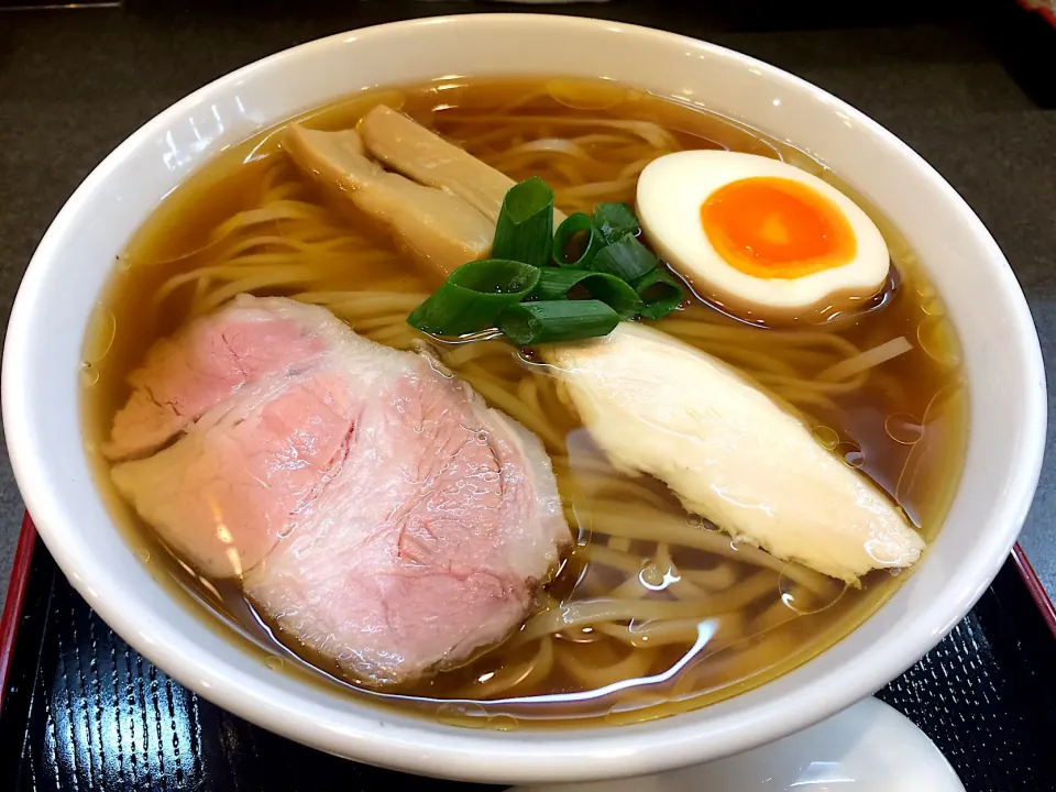 幸跳さんで醤油らぁ麺〜♡|いく❤️さん