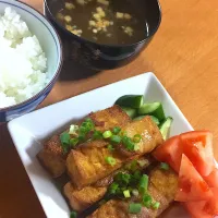 厚揚げの豚肉巻き
適当サラダ
#厚揚げ#豚肉|さおりさん