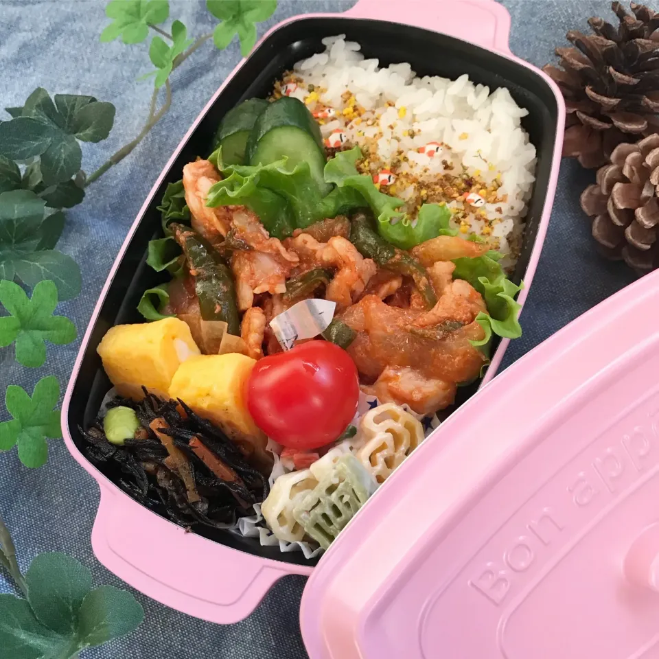 Snapdishの料理写真:2018.2.19◡̈⃝︎⋆︎*ポークチャップ弁当 #娘のお弁当|ハルちゃんのお弁当さん