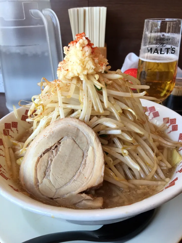 野郎ラーメンニンニク多め ブタックカード行使で野菜増し無料|PegaOさん