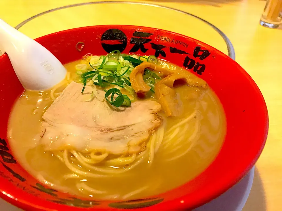 天下一品こってりラーメン…
本当にこってりでした…|yujiさん