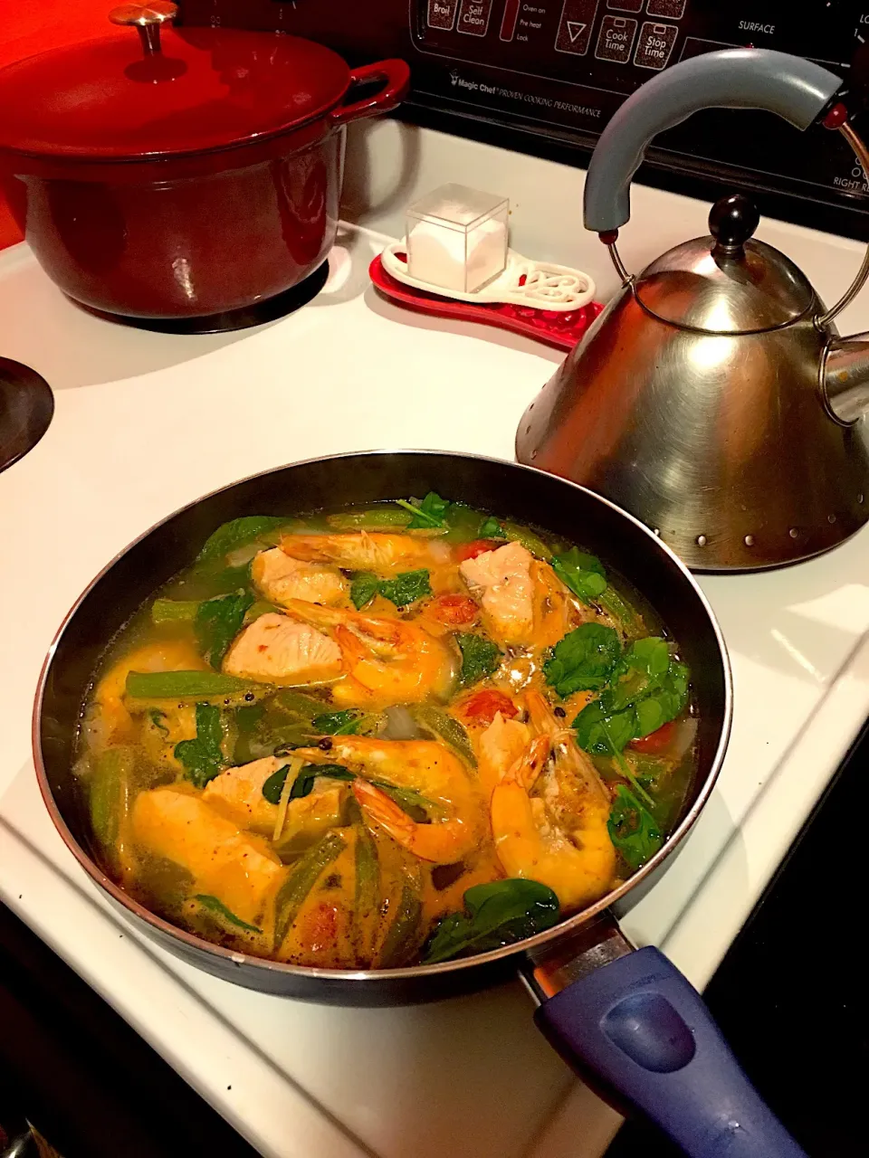 Shrimp & Salmon Sinigang
Tamarind broth Shrimp & Salmon  #sinigang  #tamarindsoup #shrimpandsalmon|🌺IAnneさん