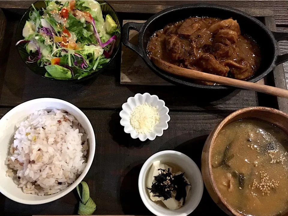 Snapdishの料理写真:産婦人科友達のママたちとお気に入りのお店でランチ꒰✩'ω`ૢ✩꒱
豚バラ肉の蜂蜜煮〜パルミジャーノ添え定食💗|さくたえさん