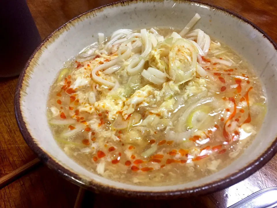 酸辣湯麺と見せかけて、かきたまうどん（笑）|さんだーさん