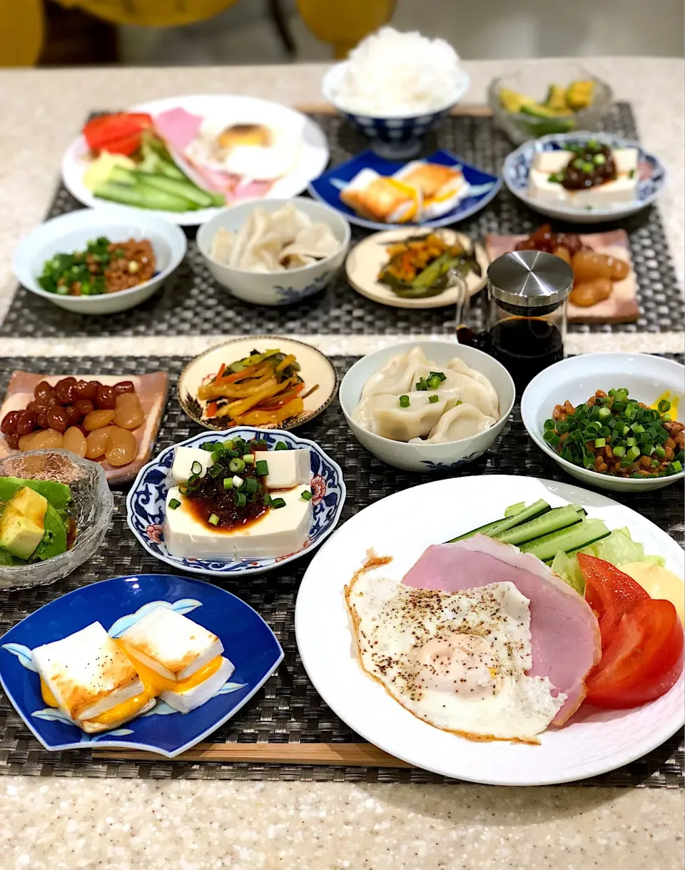 ハムエッグ🥚ピーマン味噌やっこ！はんぺんチーズ🧀水餃子🥟|Mayumiさん