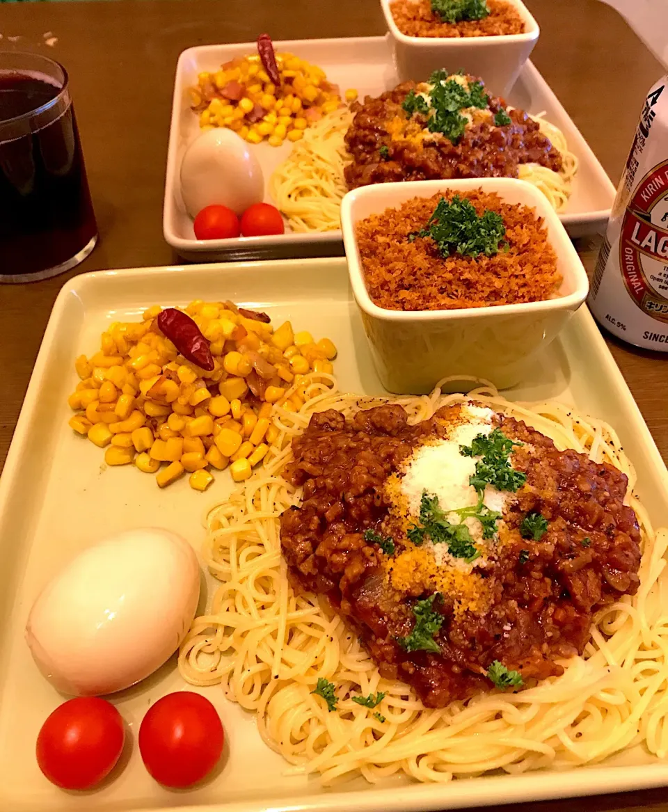 Snapdishの料理写真:おつまみプレート☻

✾大人のナポリタン
✾スコップコロッケ
✾味玉
✾コーンバター|Nakaba Kobayashiさん