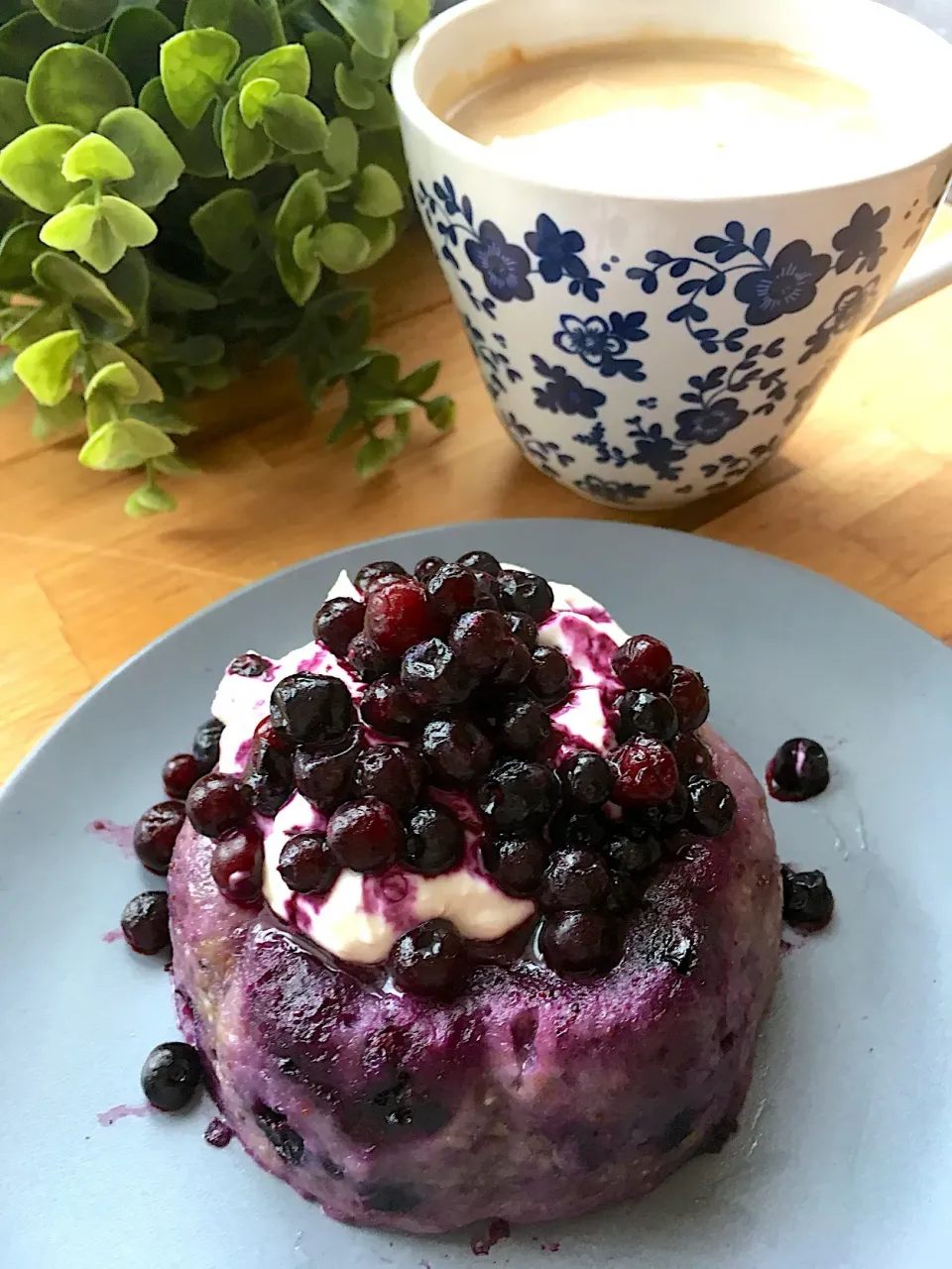 Mug cake
 #mugcake  #blueberries|Lenka Posledníさん